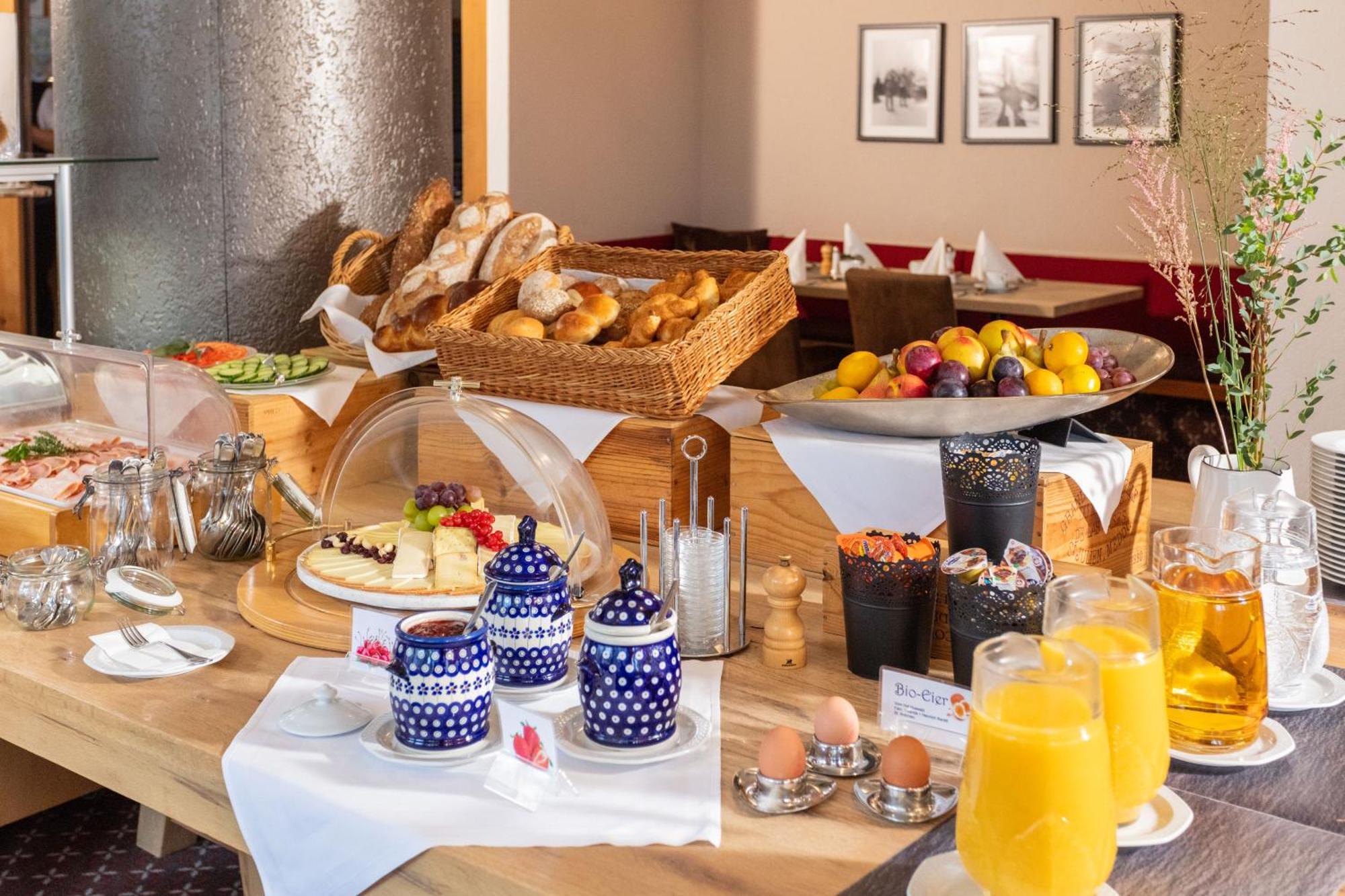 Hotel Sport Klosters Eksteriør bilde