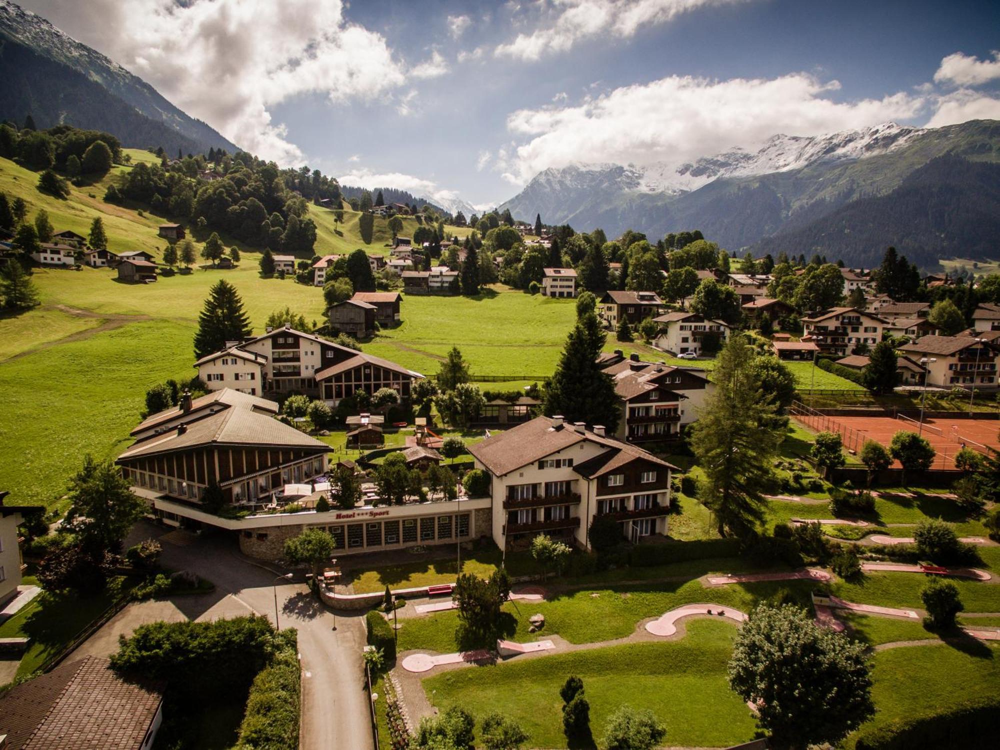 Hotel Sport Klosters Eksteriør bilde